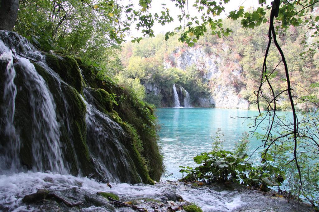 Отель Plitvice Pansion Lovric Плитвицкие озёра Экстерьер фото